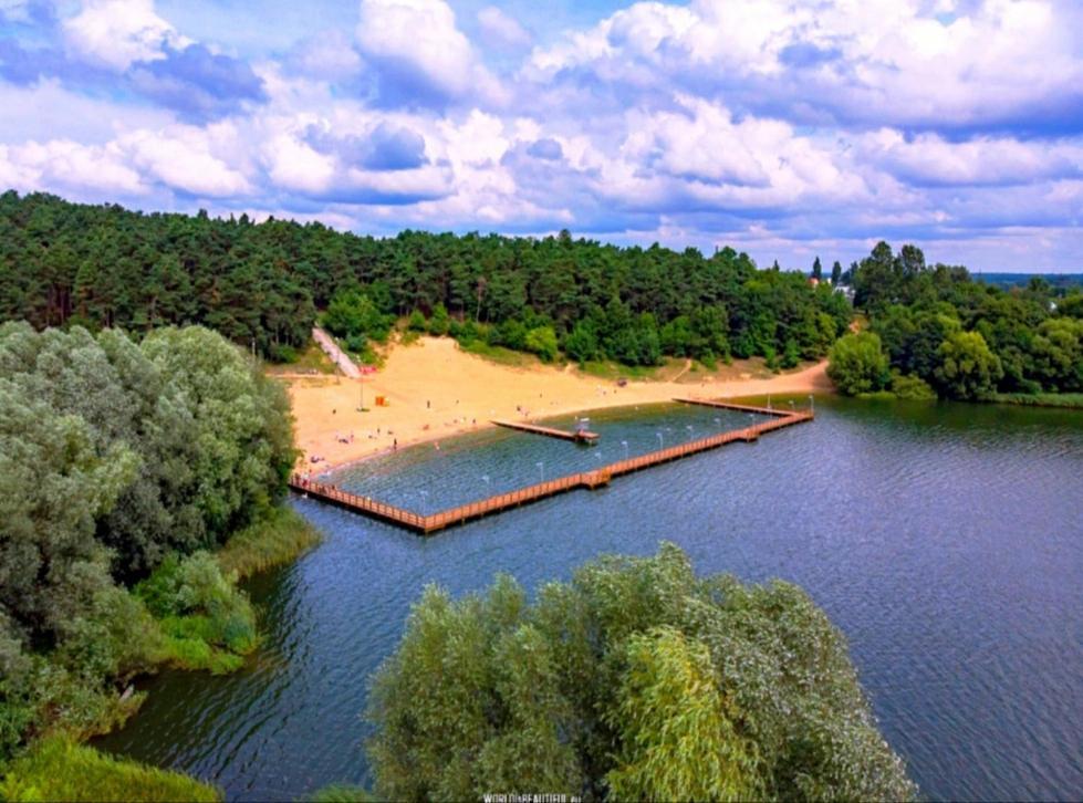 Swierkowisko Cisza Las Plaza Blisko Ostroda Bagian luar foto