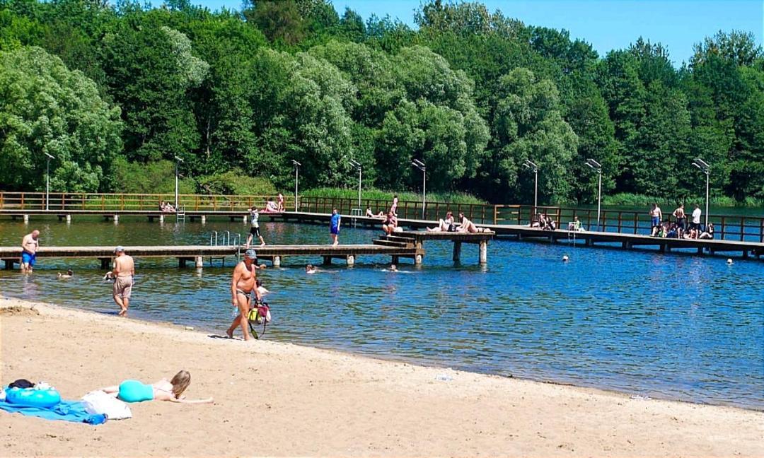 Swierkowisko Cisza Las Plaza Blisko Ostroda Bagian luar foto